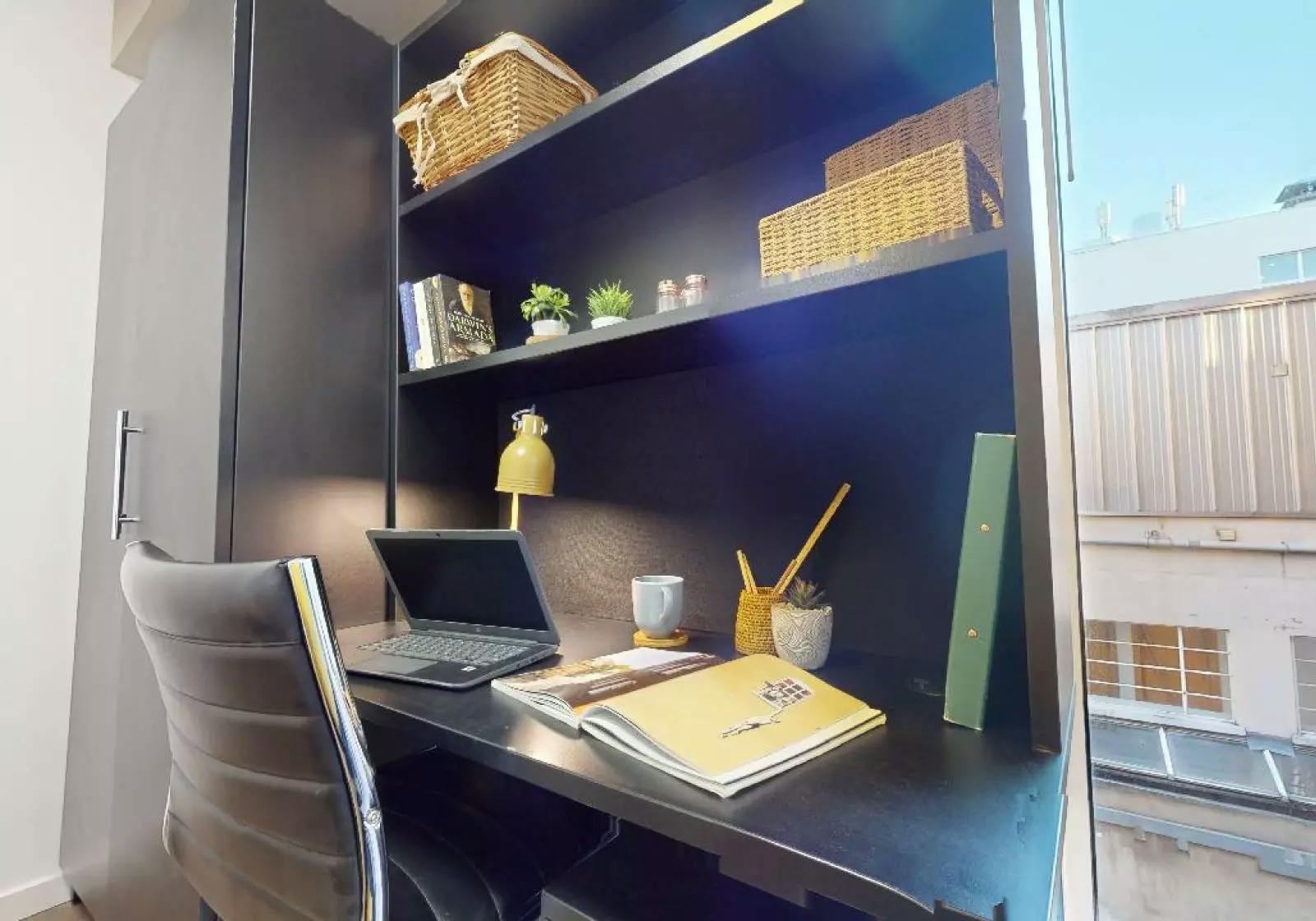Bronze En Suite Plus