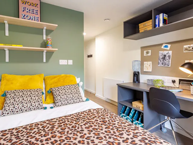 Bronze En Suite River View room image 1