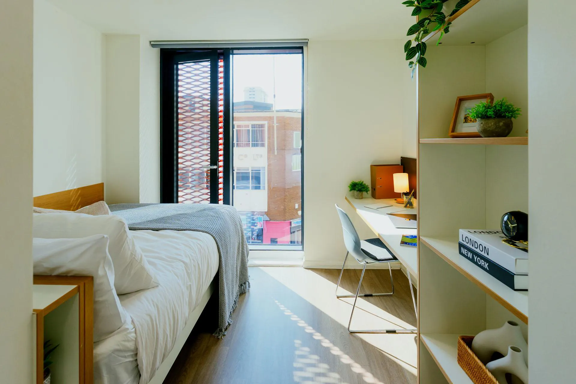 Bronze En Suite (Social Cluster)