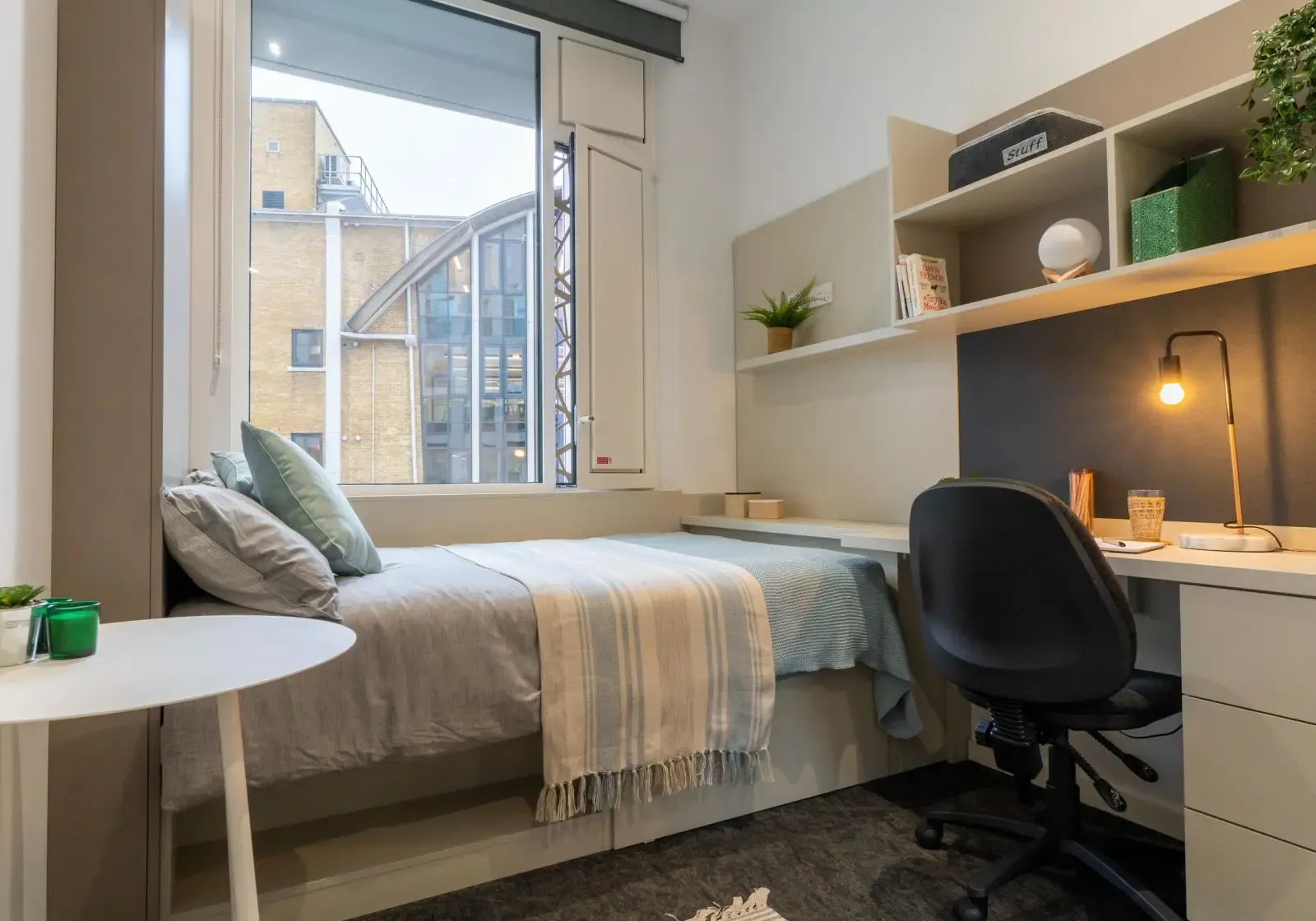 iq-vega-london-Bronze En Suite