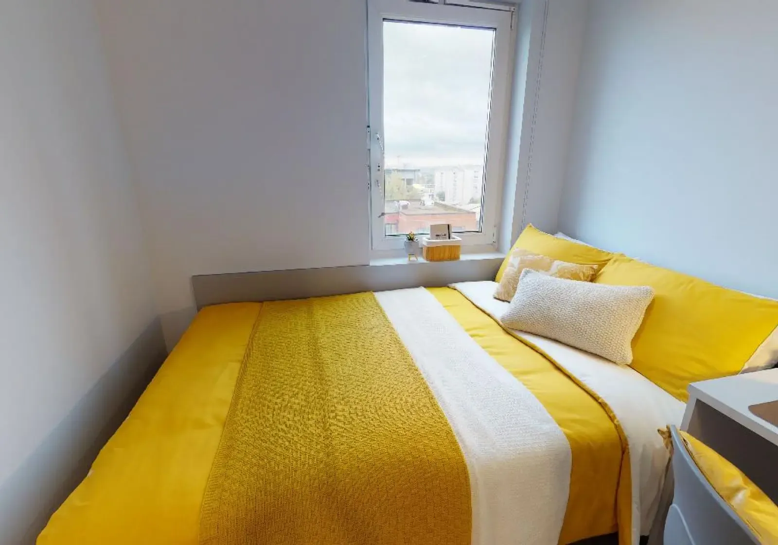 broderick-house-birmingham-Bronze En Suite