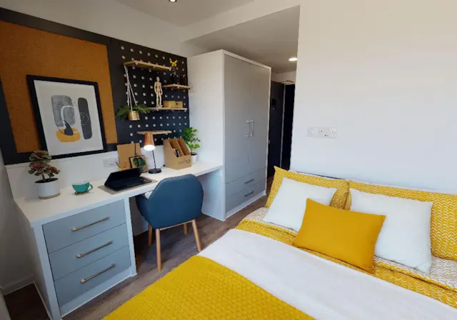 Bronze En Suite room image 1