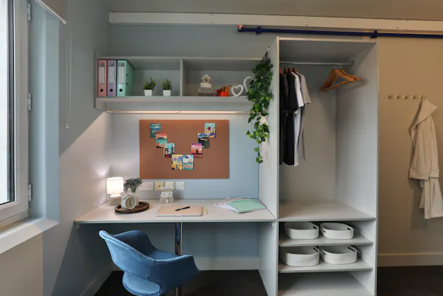 Bronze En-Suite room image 3