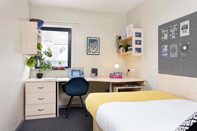 Bronze En-Suite room image 1