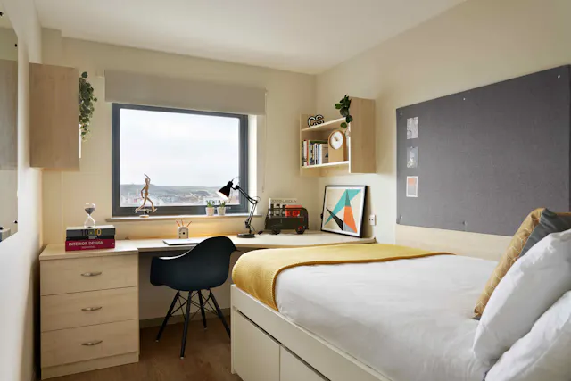 Bronze Ensuite - Single Occupancy room image 1