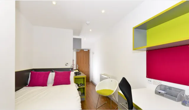 Bronze En-Suite room image 1