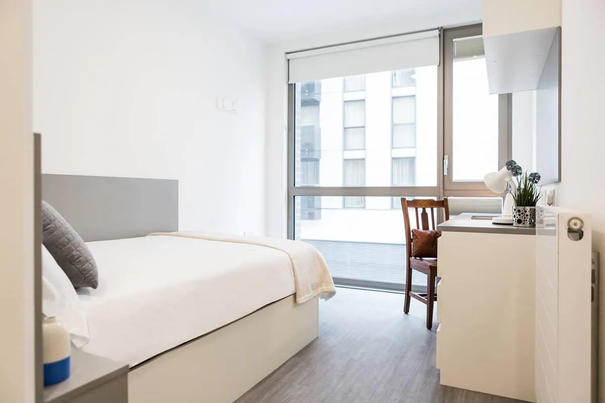 Bronze Ensuite Upper Level ROOM