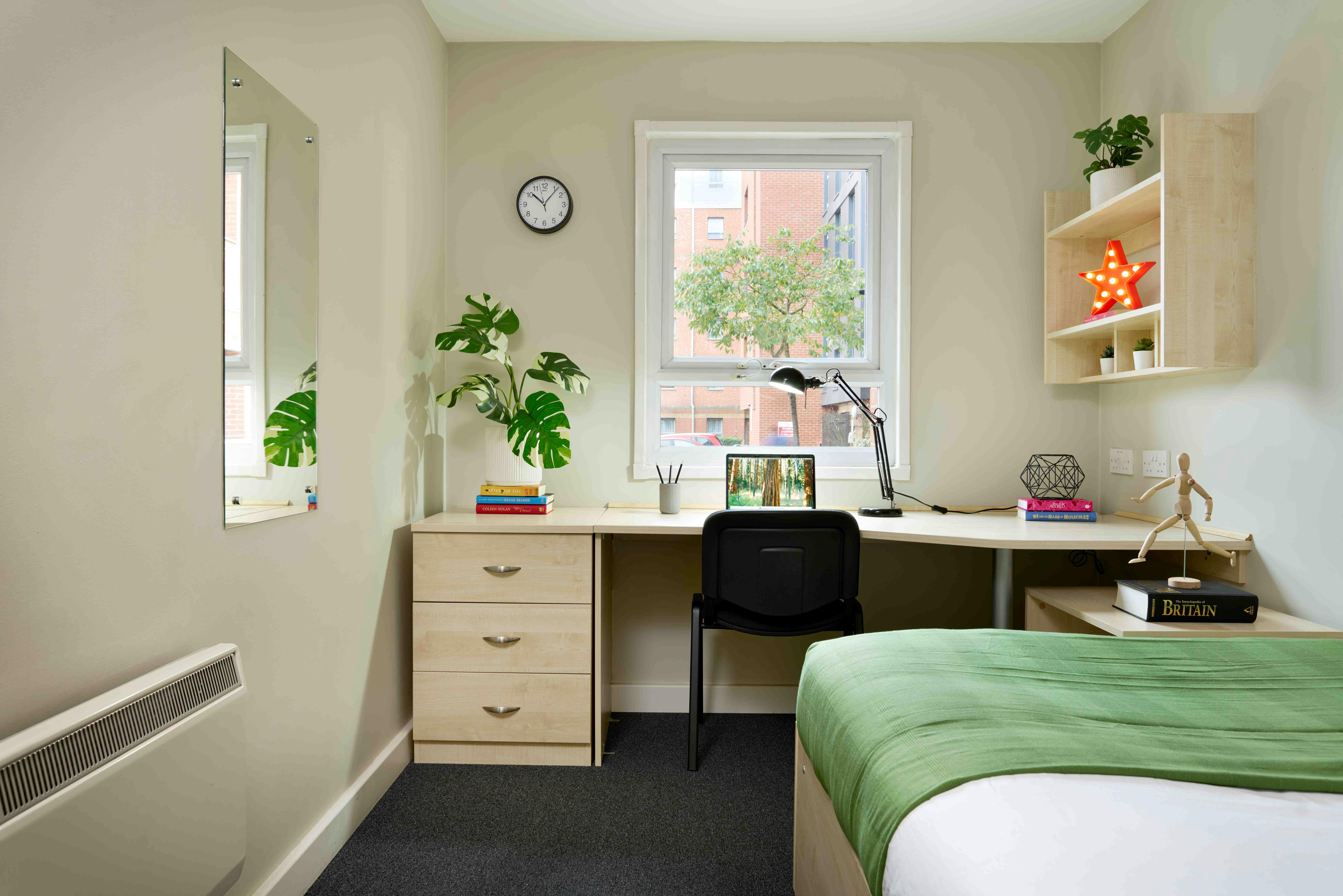 calcott-ten-coventry-Bronze En-Suite