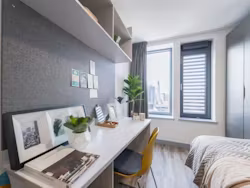 onyx-birmingham-Bronze En Suite