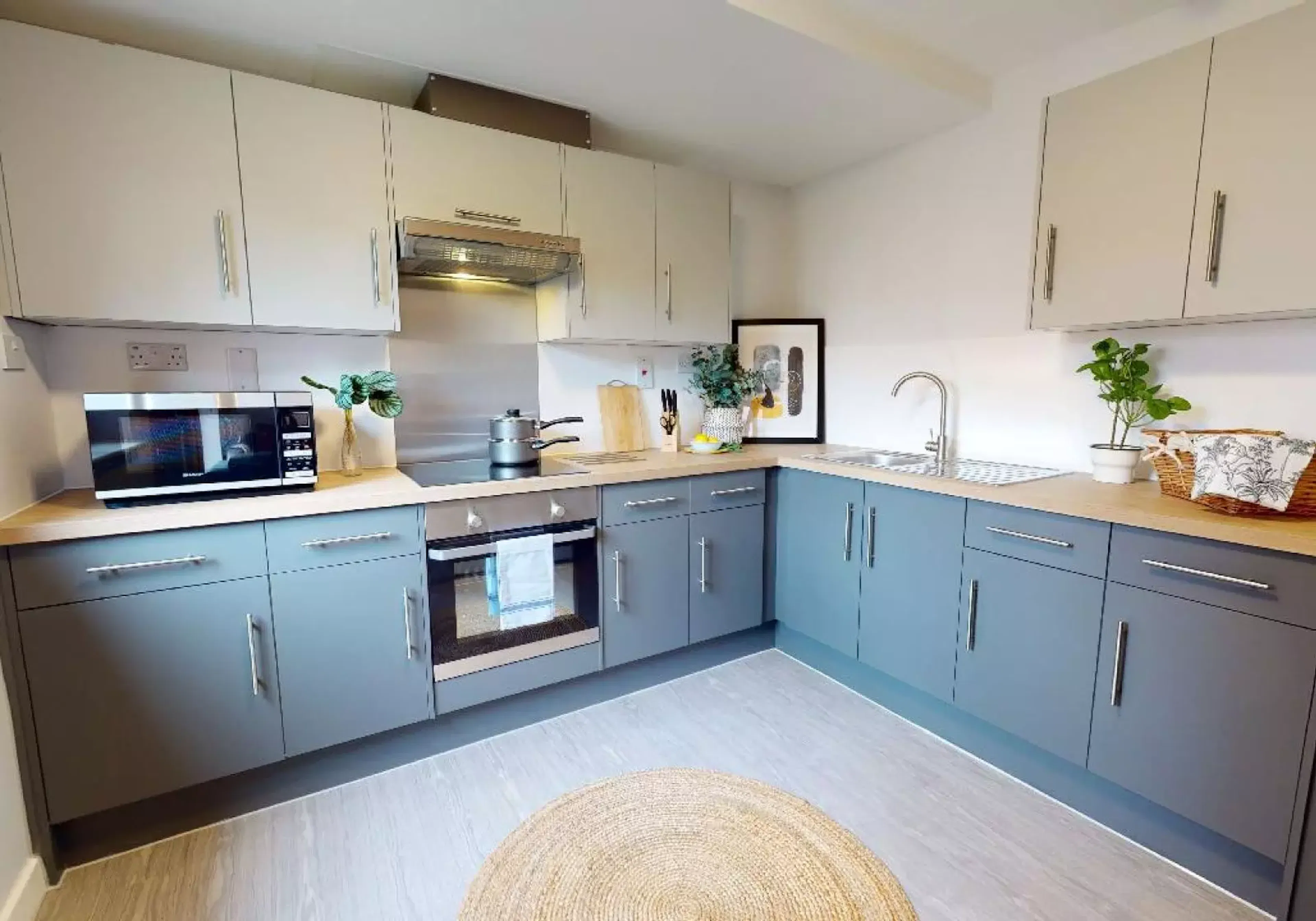 Bronze Mini Studio KITCHEN 1