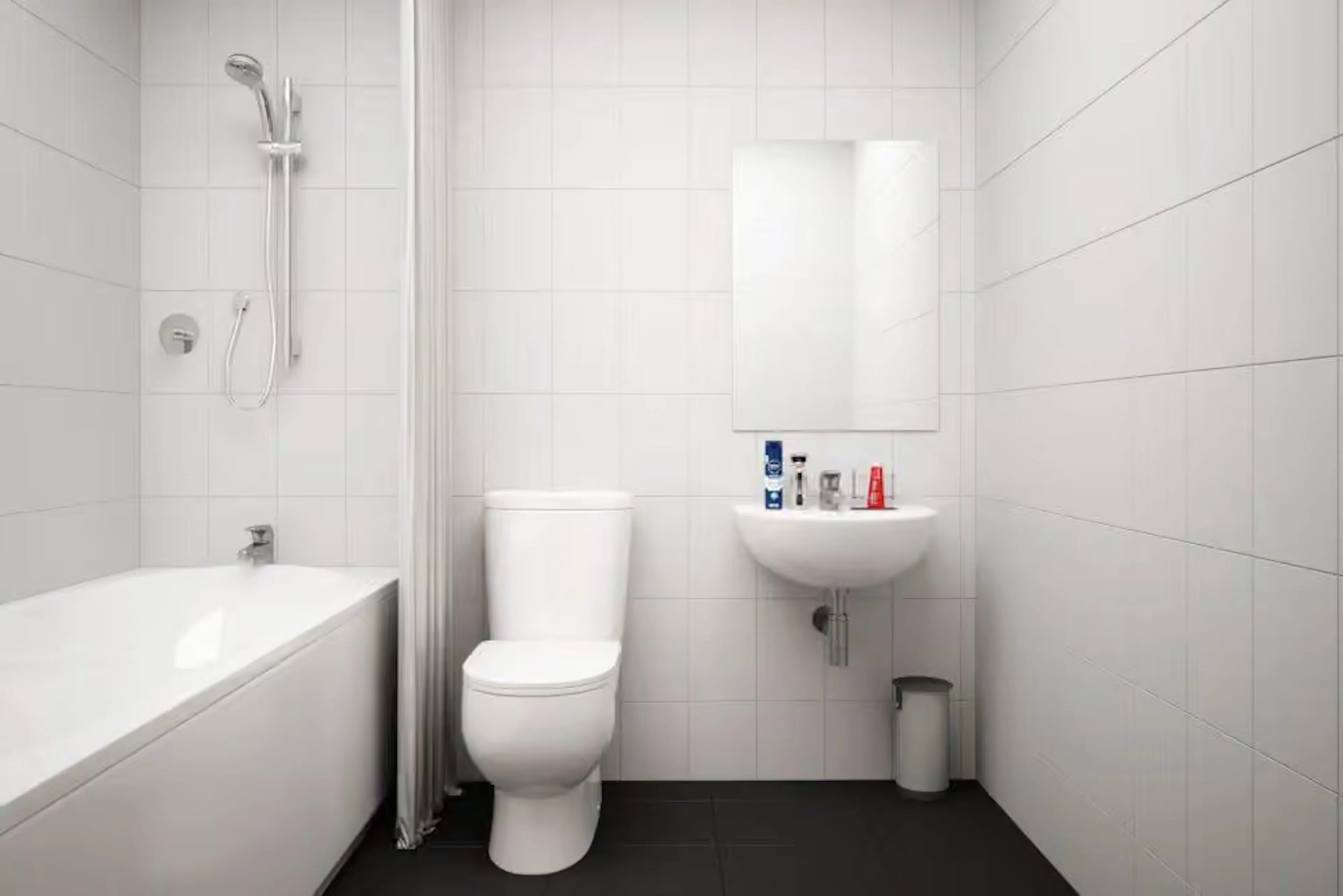 Bronze BATHROOM 4