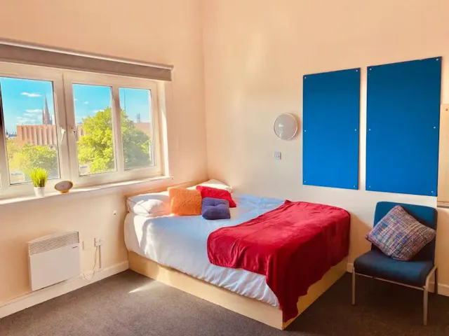 Bronze En-Suite Plus room image 1