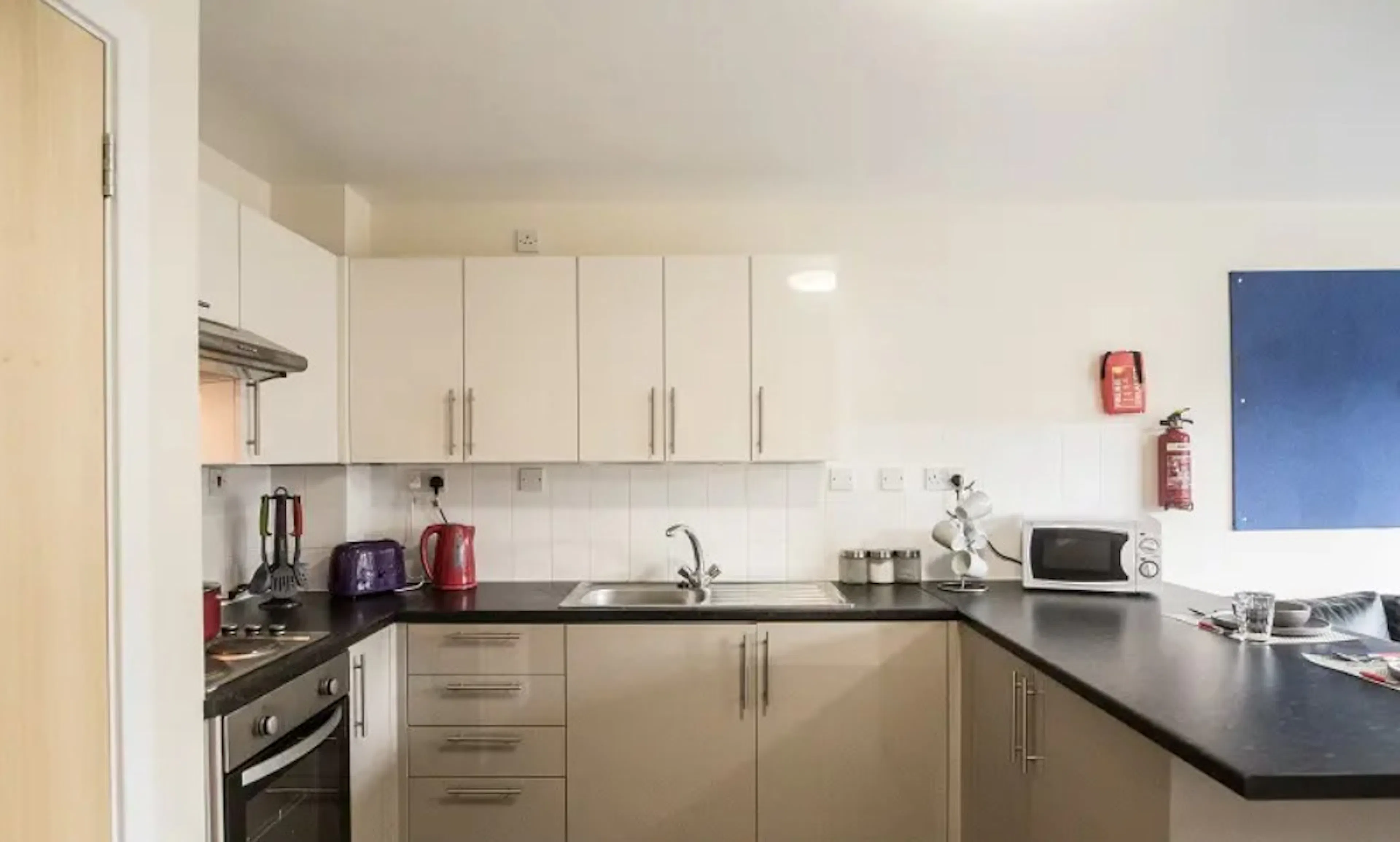 Bronze En-Suite Plus KITCHEN 4