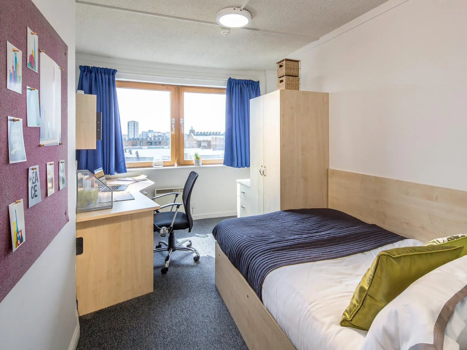 new-orient-house-london-Bronze En Suite Plus