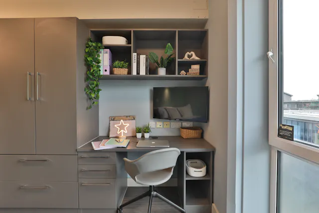Bronze Studio room image 3