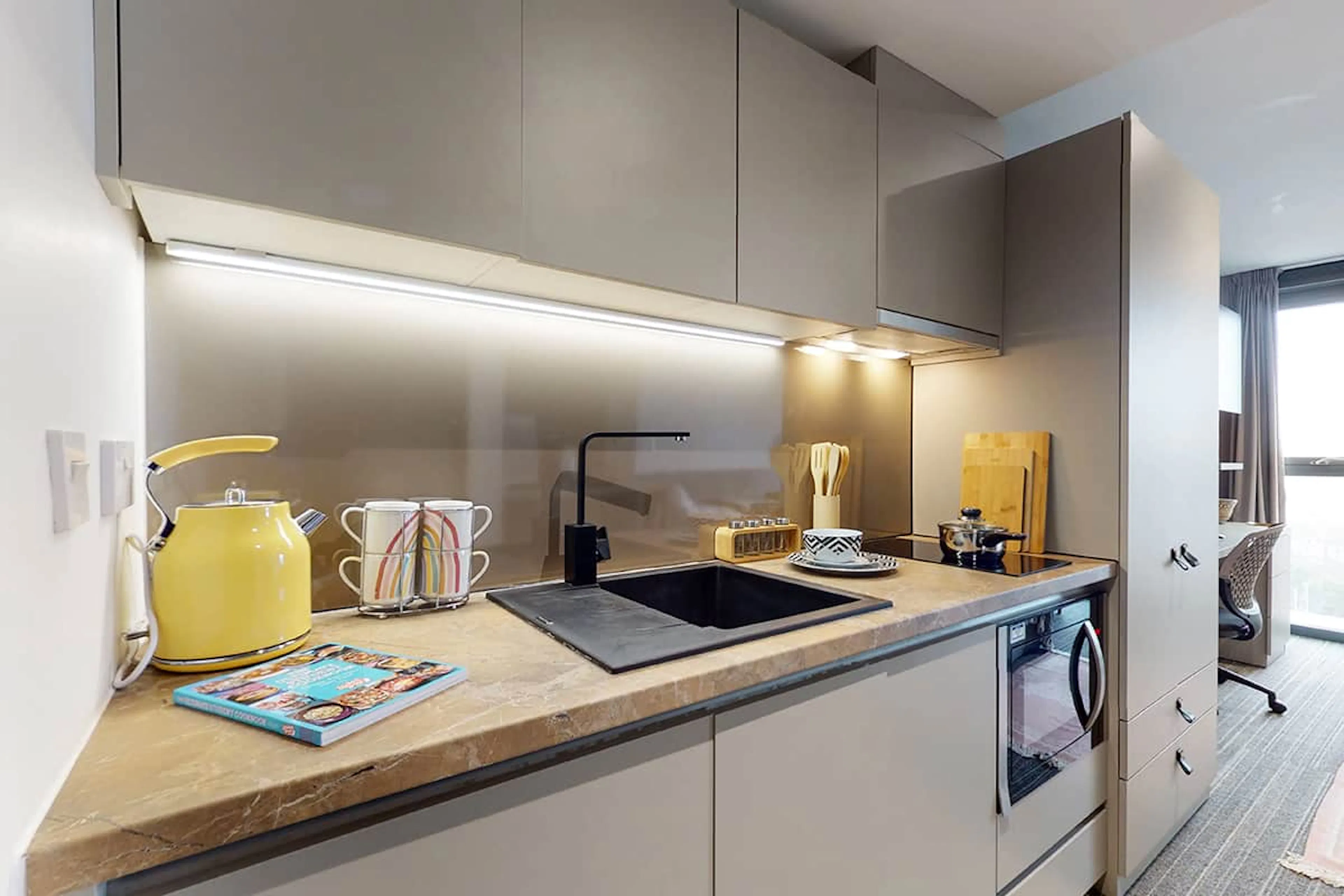 Bronze Studio Mid Level KITCHEN 4