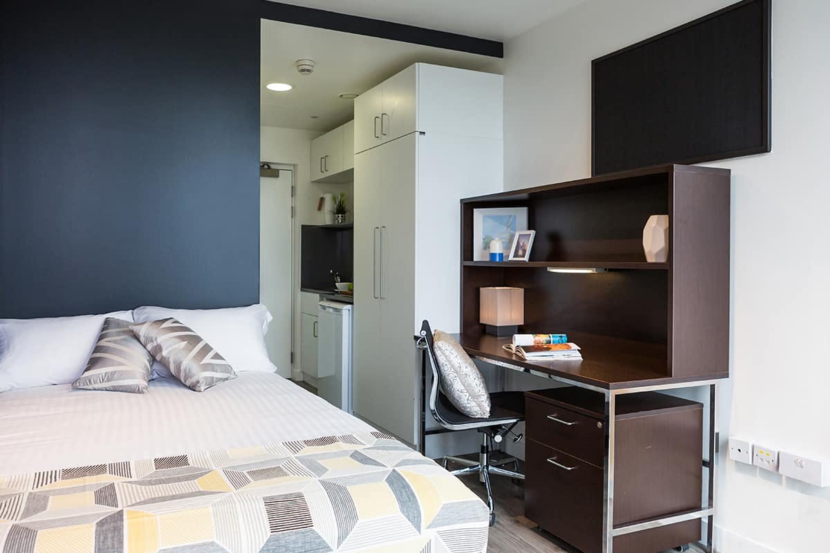 Bronze Studio Mid Level