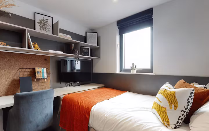 ealing-residence-london-Bronze Studio Mid Level-1