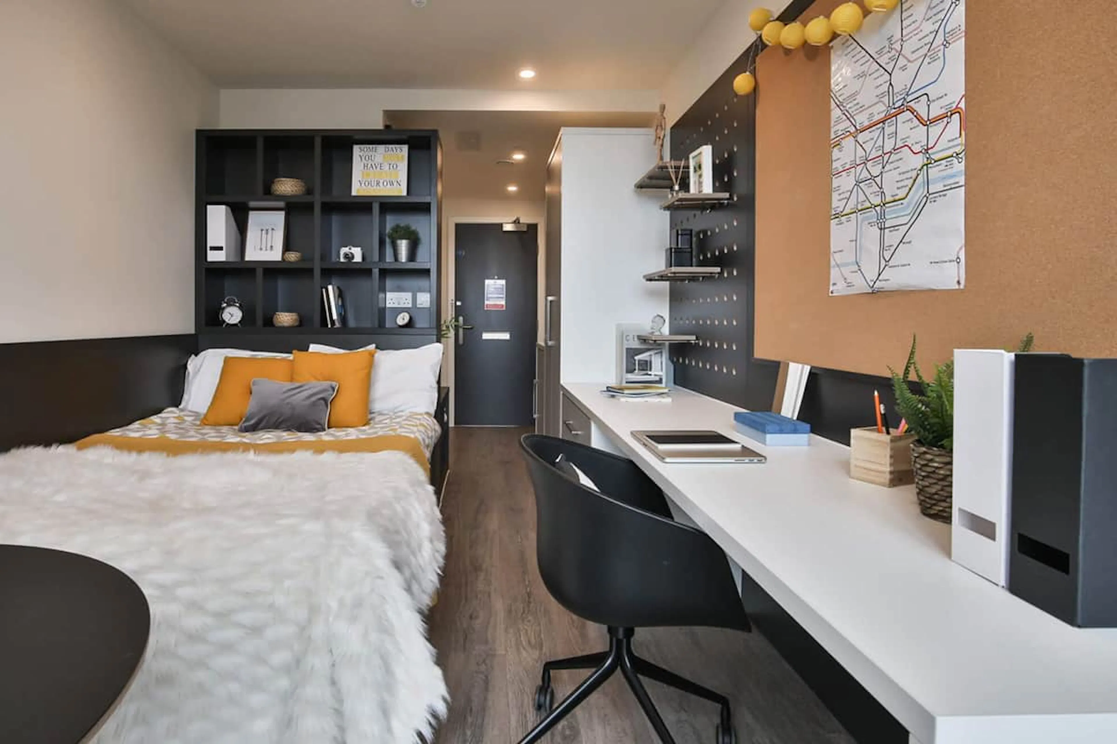 ROOM ROOM 3