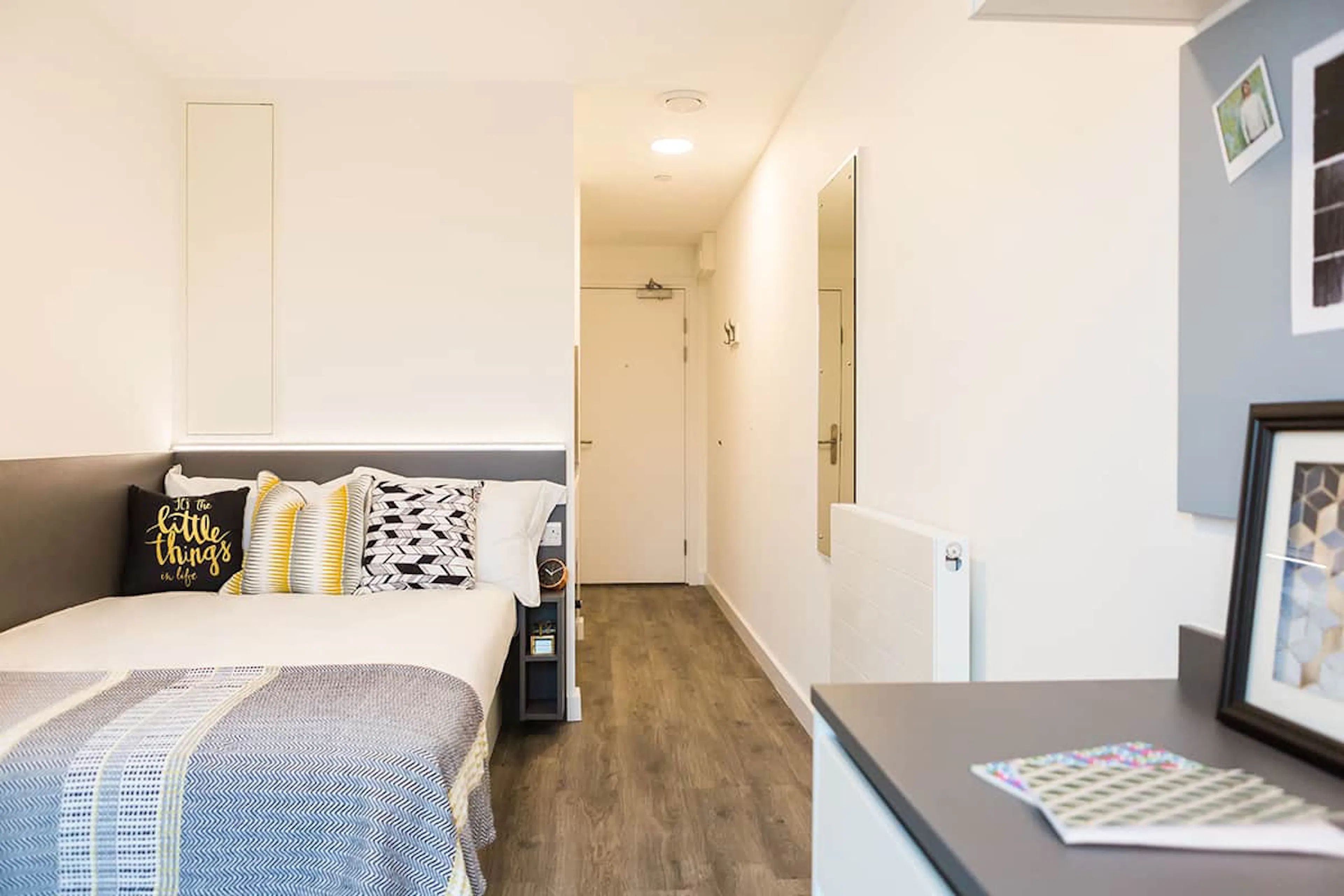ROOM ROOM 4