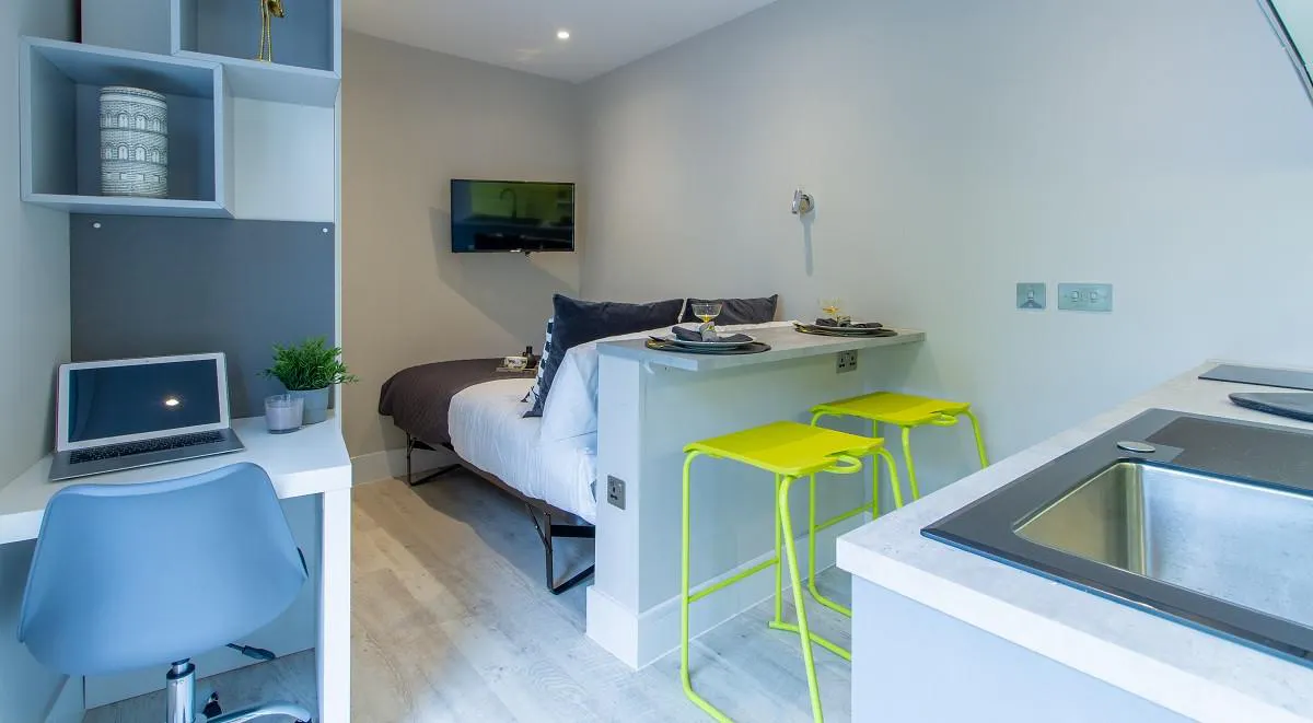 axo-seven-sisters-london-Bronze Studio