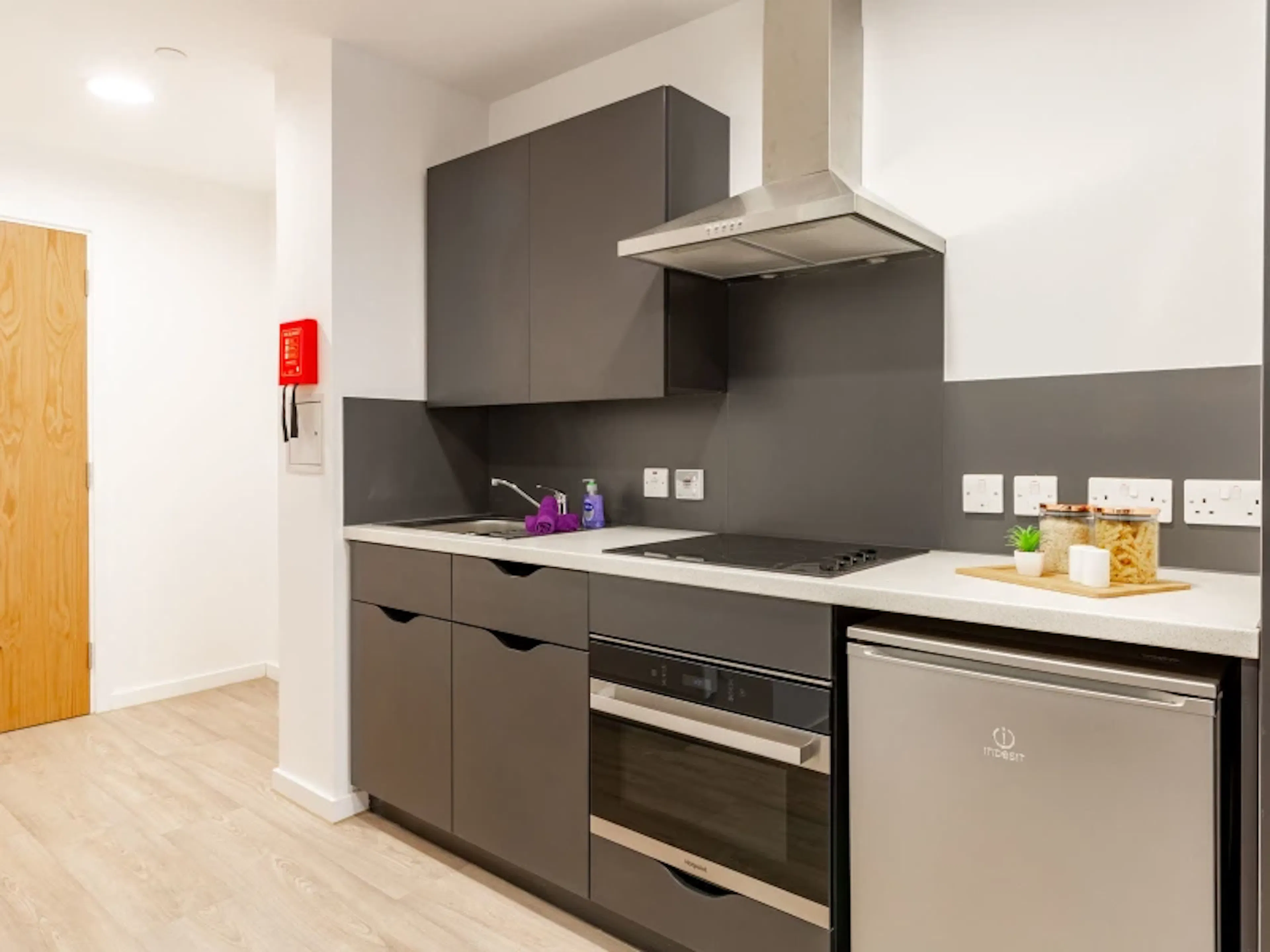 Bronze Studio KITCHEN 4