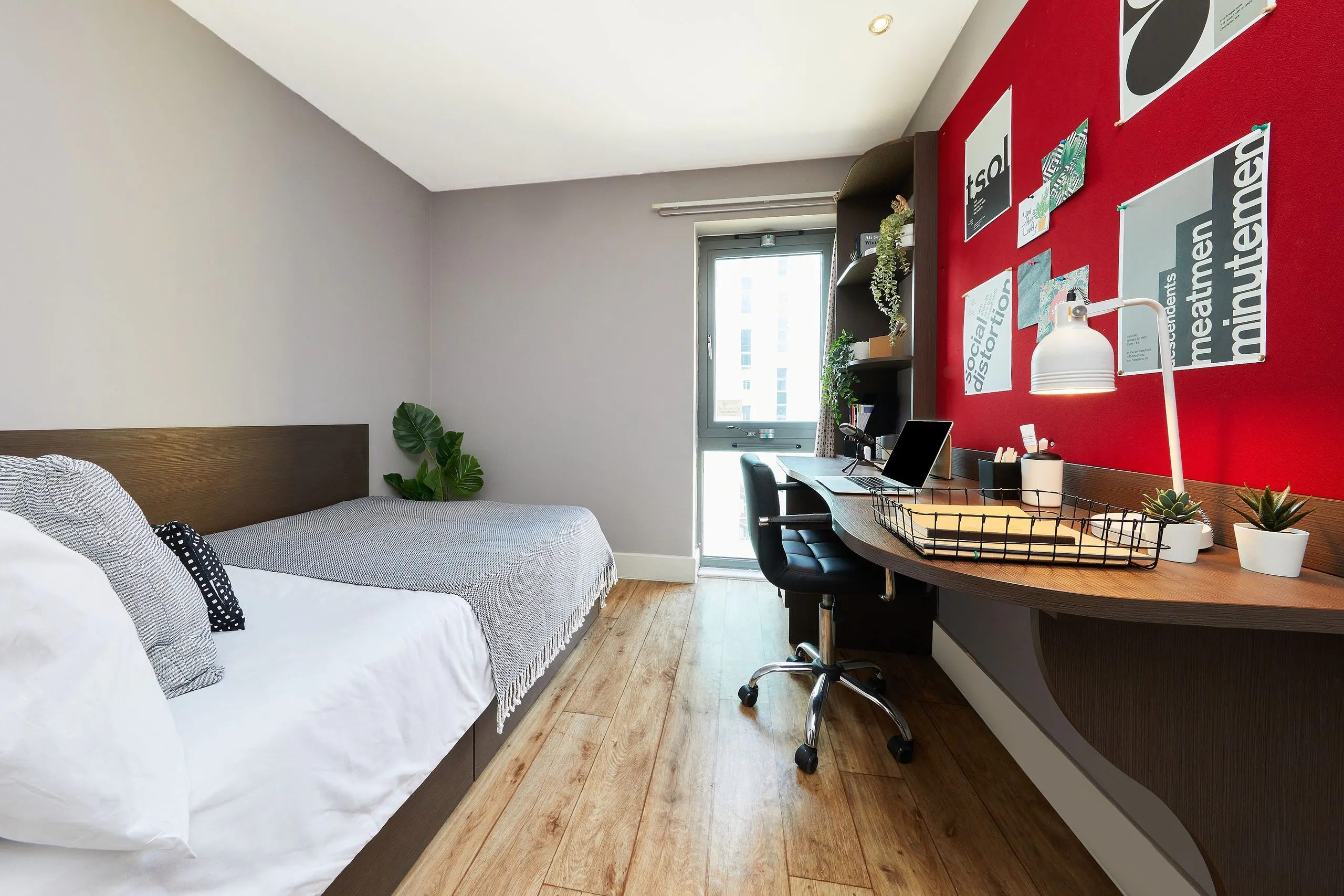 dashwood-studios-london-Bronze Studio