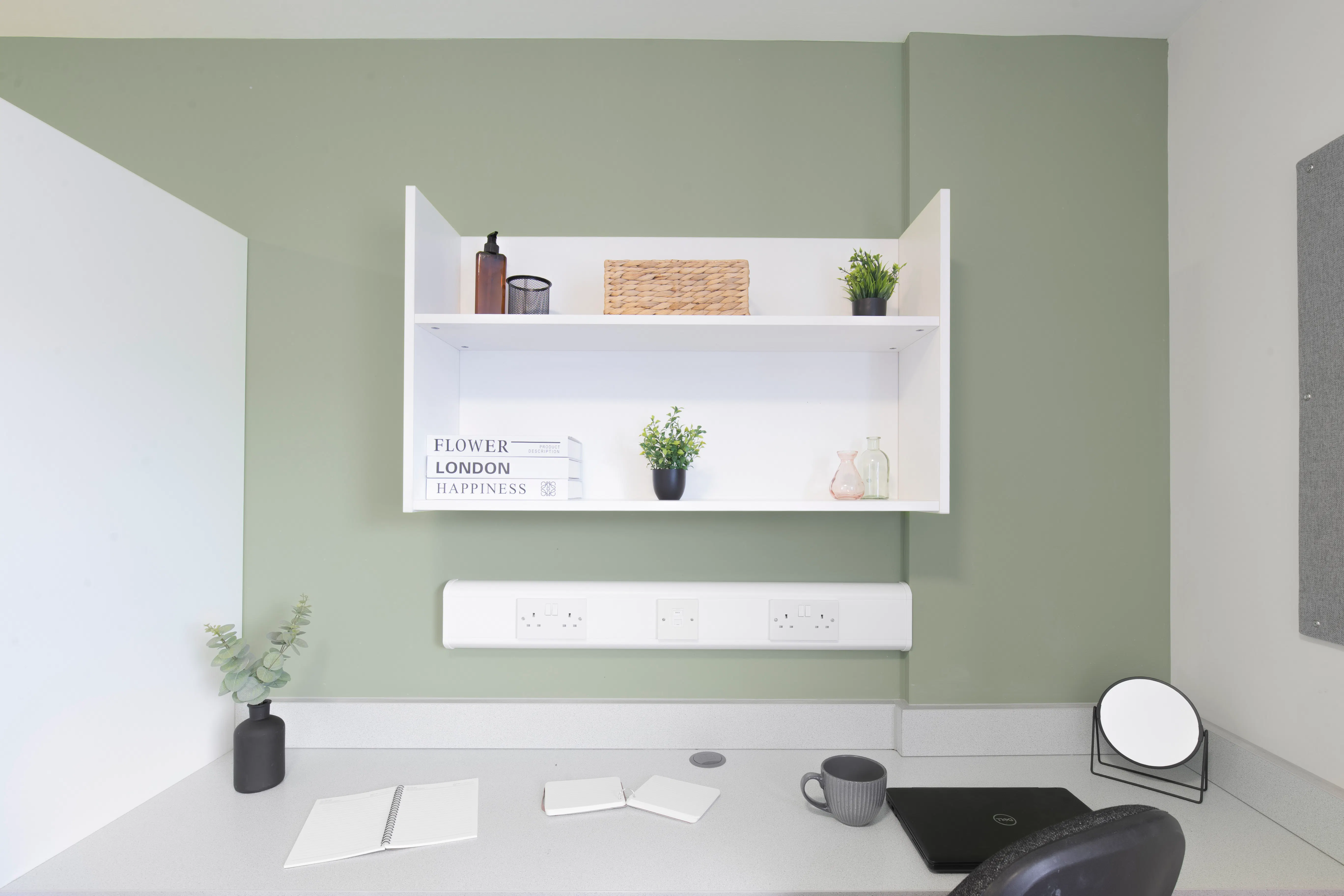 Standard En-suite (Bryson Court)