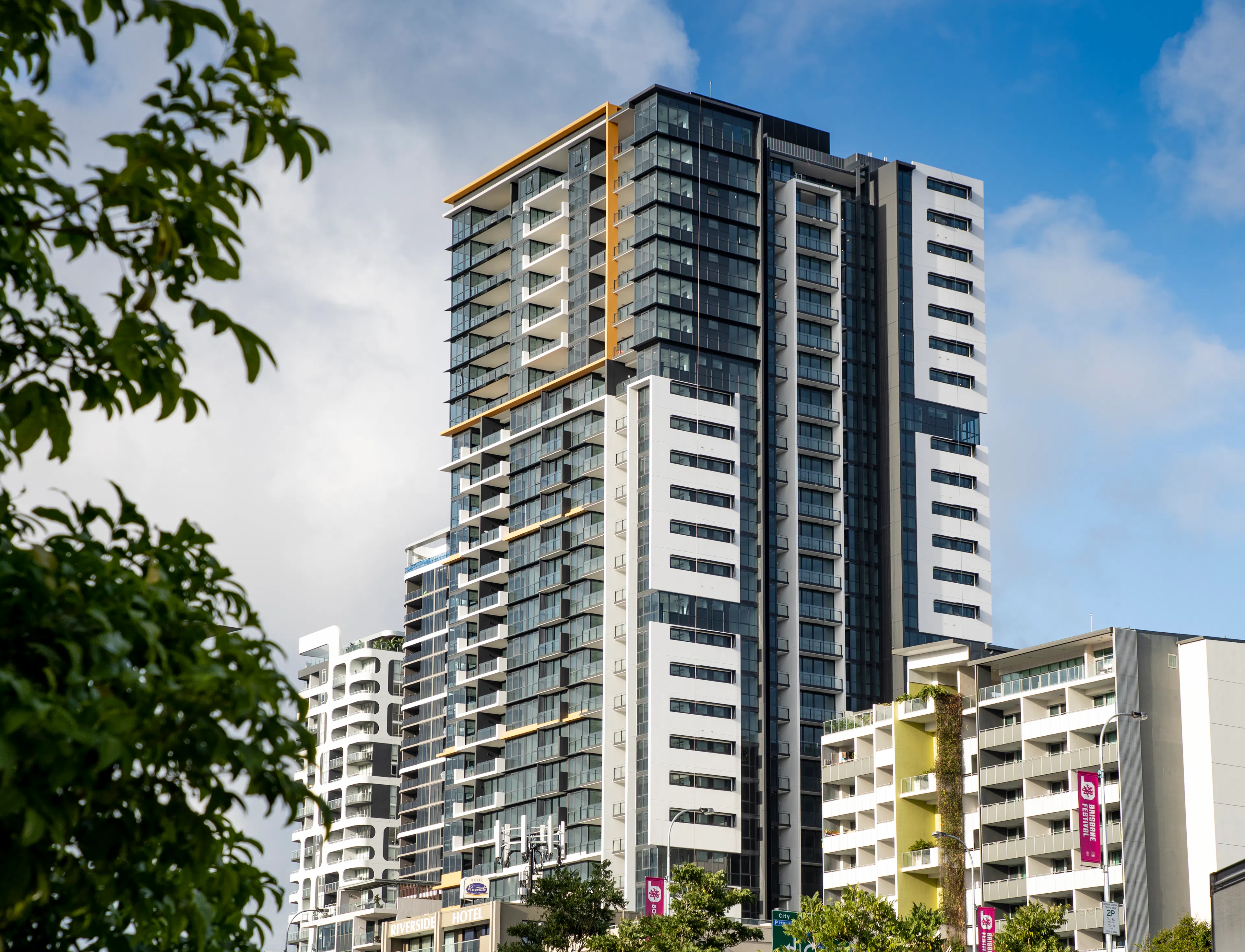 BUILDING BUILDING 4