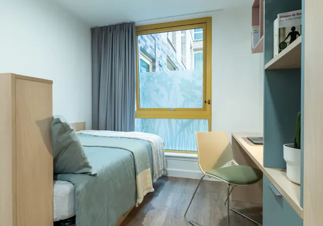 Gold En Suite room image 1