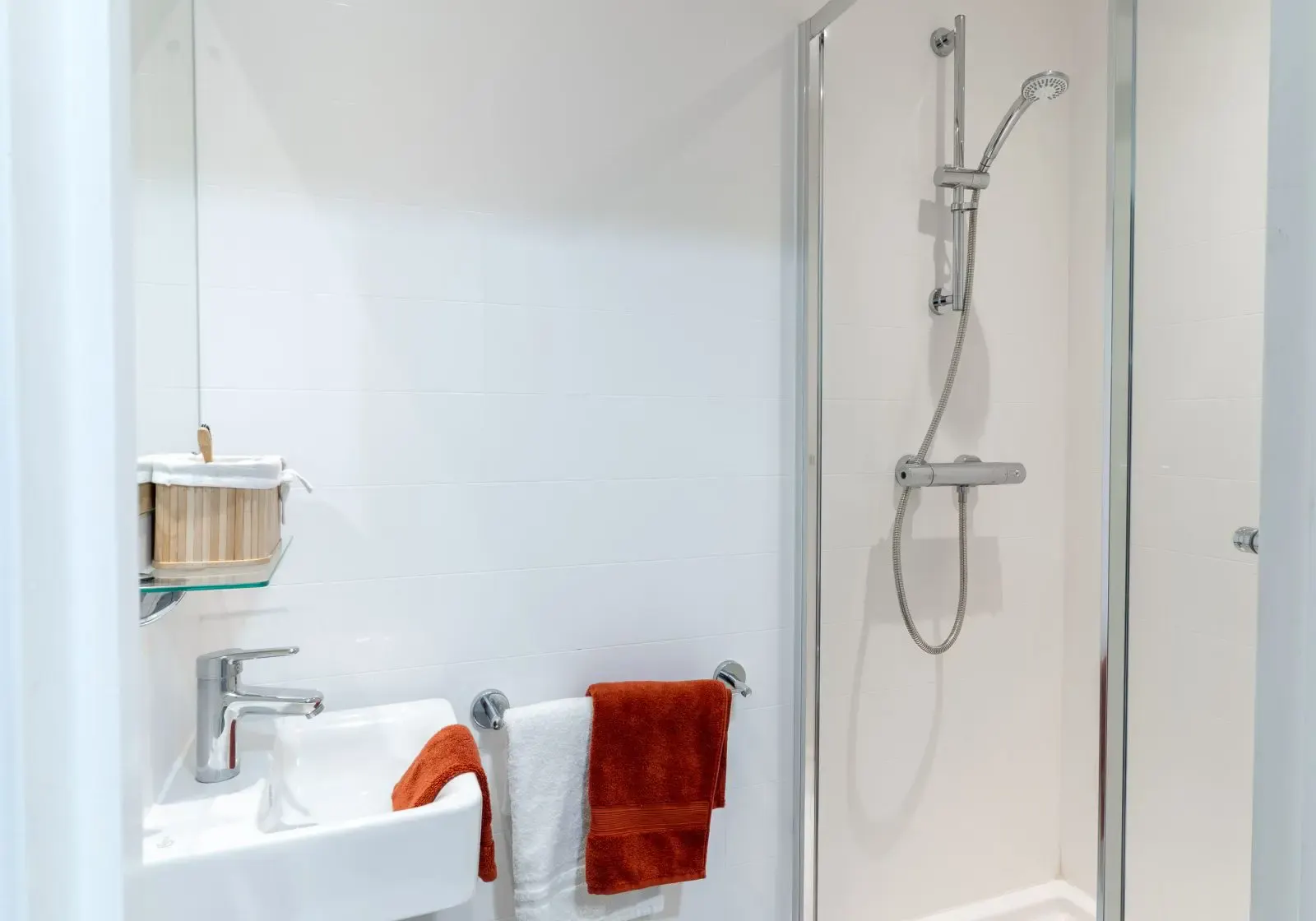 Gold En Suite