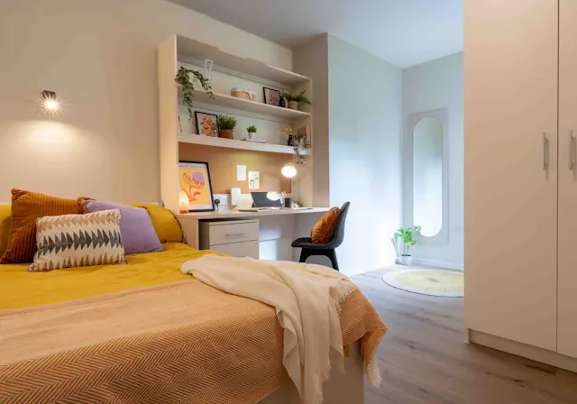 Gold En Suite room image 1