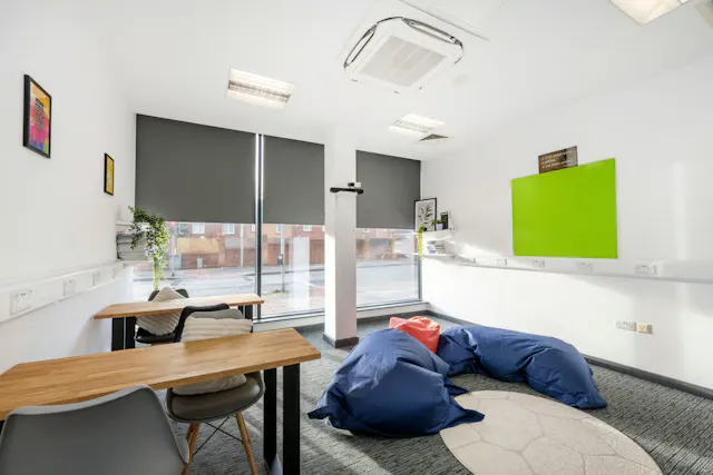 Premium Studio room image 1