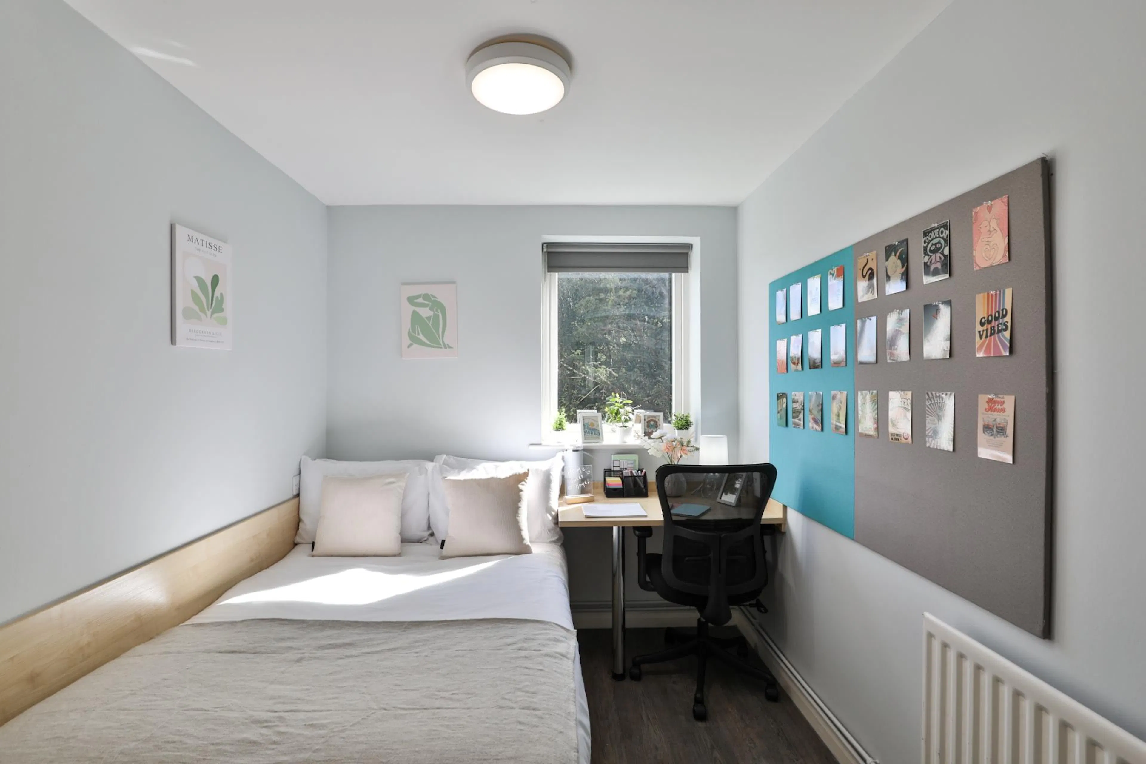 Classic 3 Bed Apartment ROOM 4