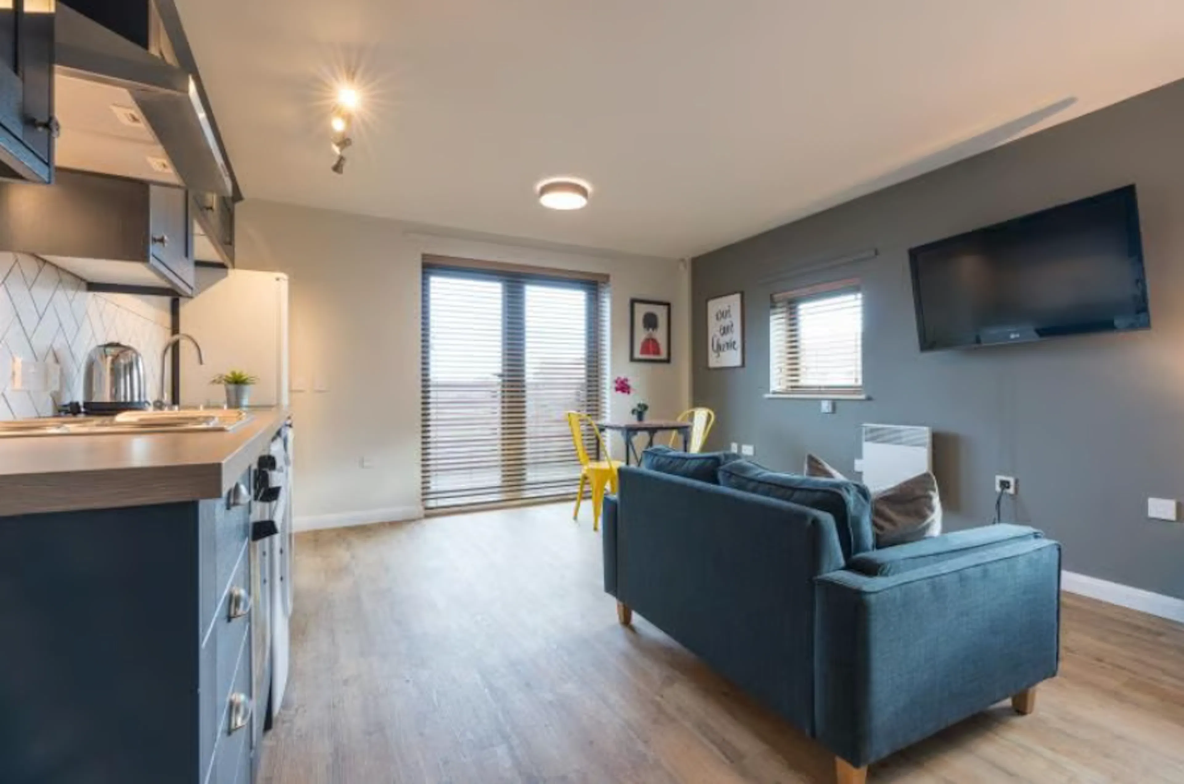 1 Bedroom Apartment COMMON_AREA 3