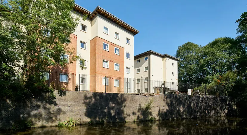 Property video thumbnail 1
