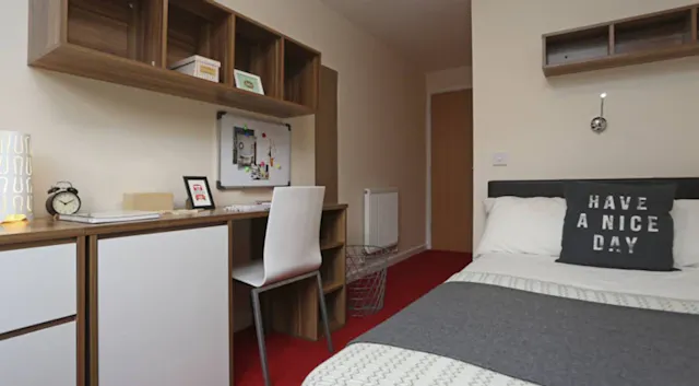 Classic Ensuite – Kentish House room image 1