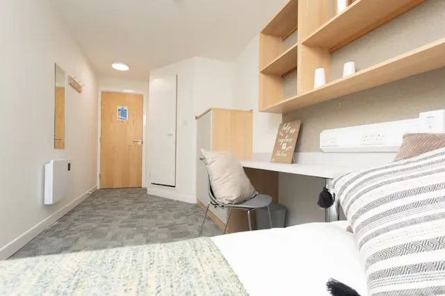 Classic Ensuite room image 2