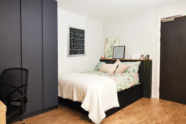 Classic room image 1