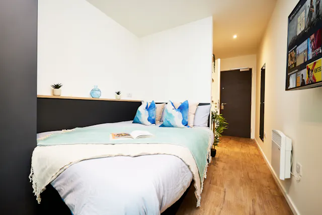 Cluster room image 1