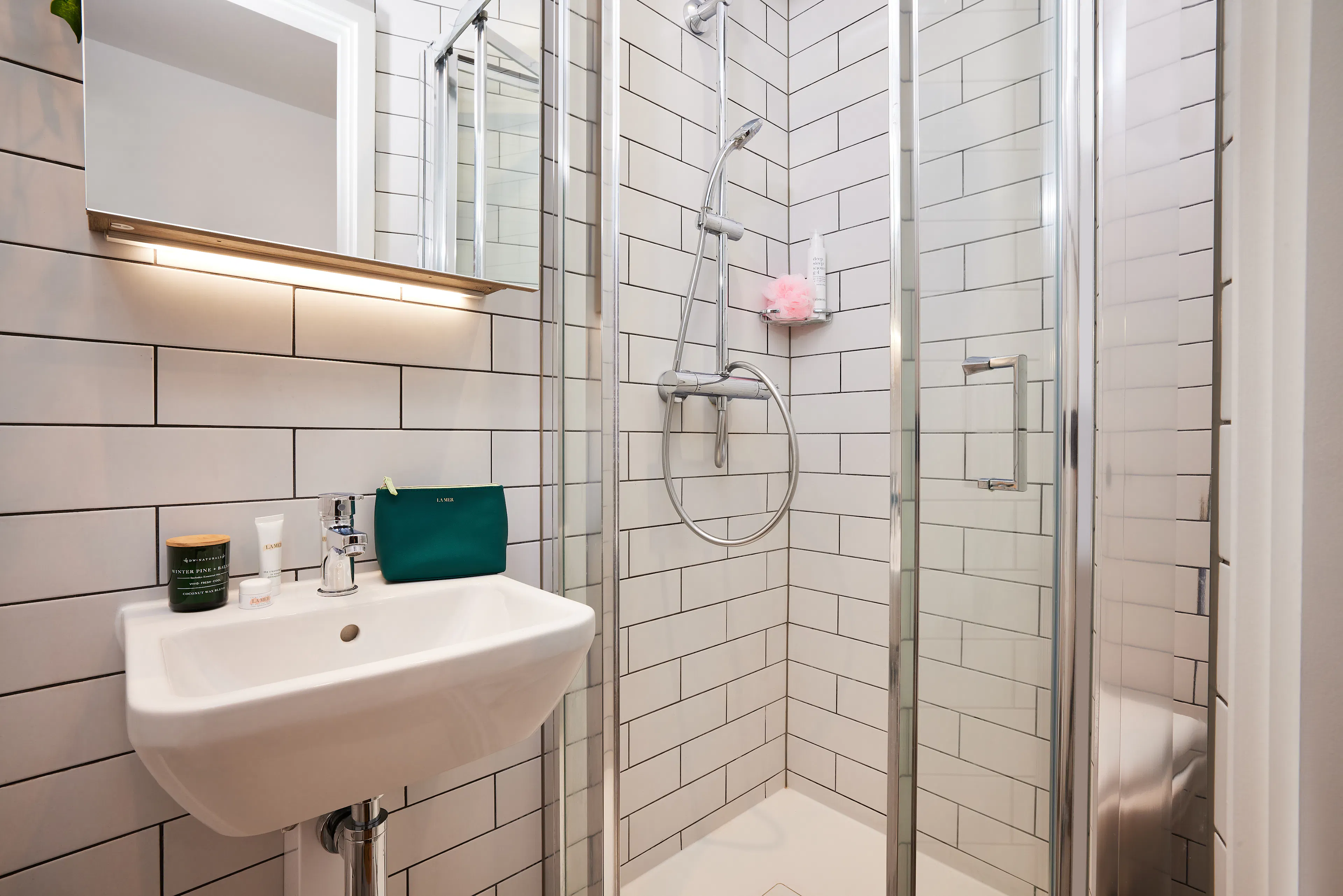 Cluster BATHROOM 1