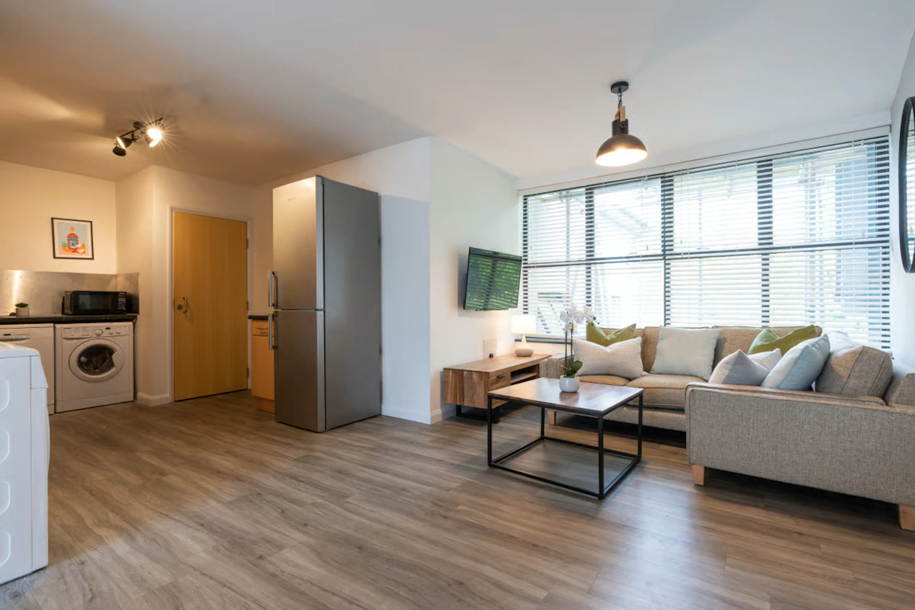 4 Bedroom Shared Apartments COMMON_AREA 4