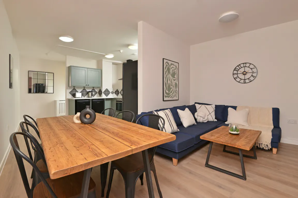5 Bedroom Apartment COMMON_AREA 2