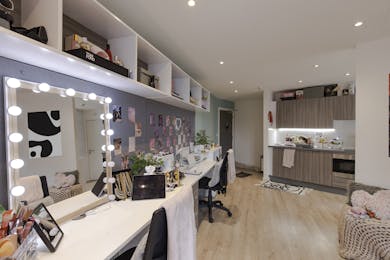 Lumis - Leicester - Diamond Studio