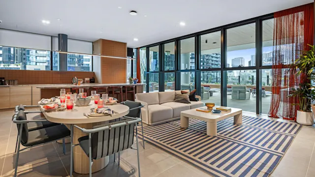 2 Bedroom 1 Bathroom Apartment Unfurnished room image 1