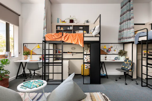 Campus 4 room image 2