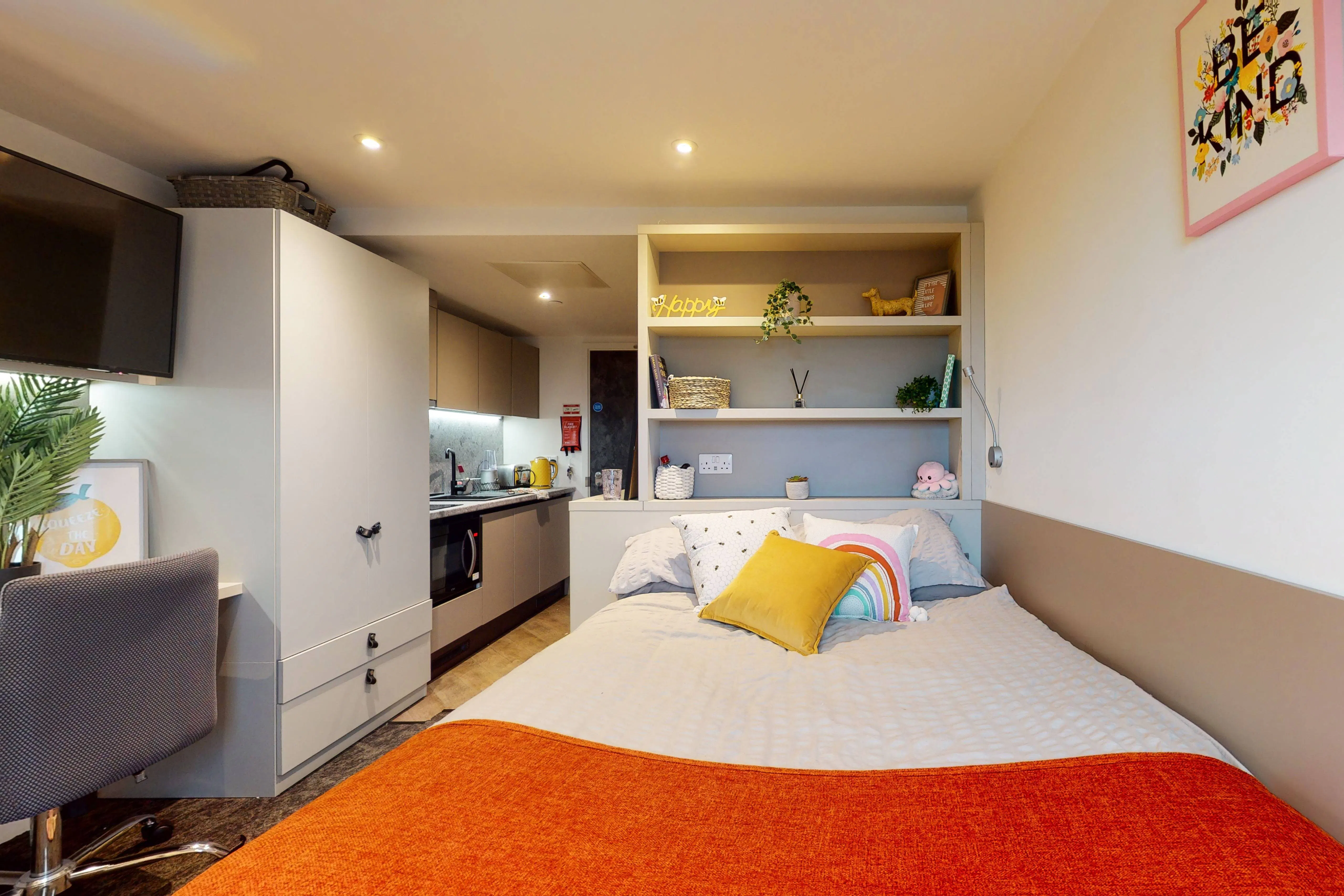 3 Bed Apartment Penthouse