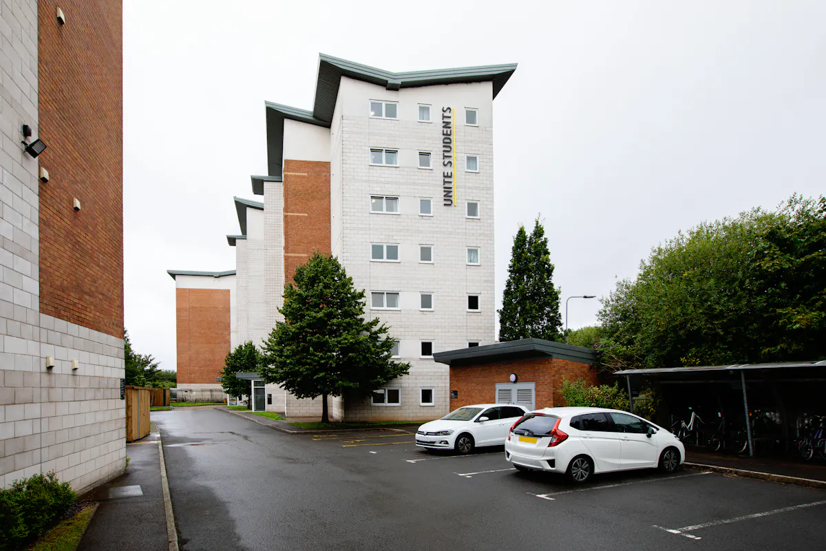 BUILDING BUILDING