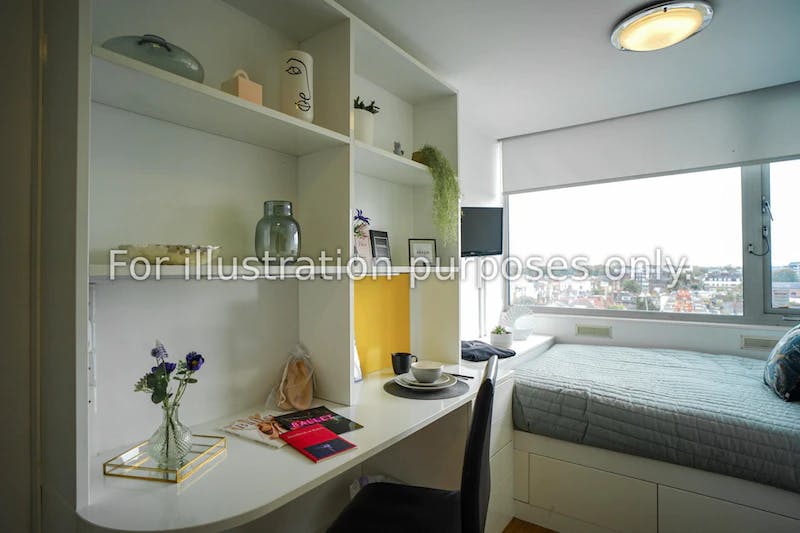 chelsea-lightfoot-hall-london-Chelsea Ensuite