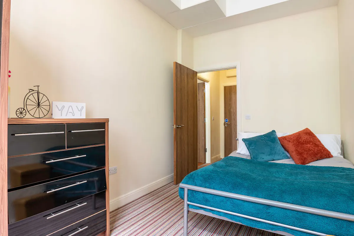 Classic 1 Bed Apartment ROOM